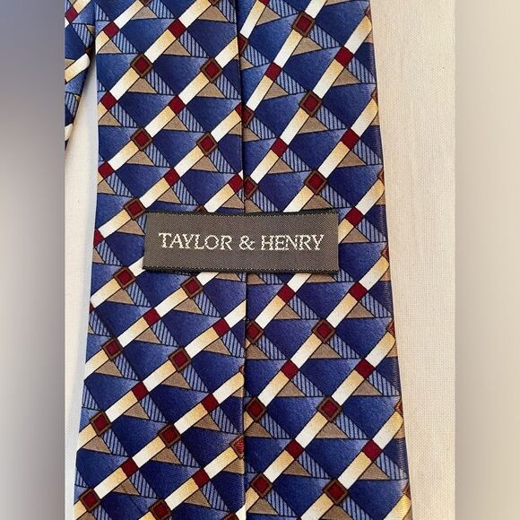 Taylor & Henry Necktie, Geometric Navy Blue, Gold, Cream and Mauve Colors - Picture 6 of 6